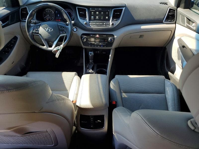2017 HYUNDAI TUCSON SE 8