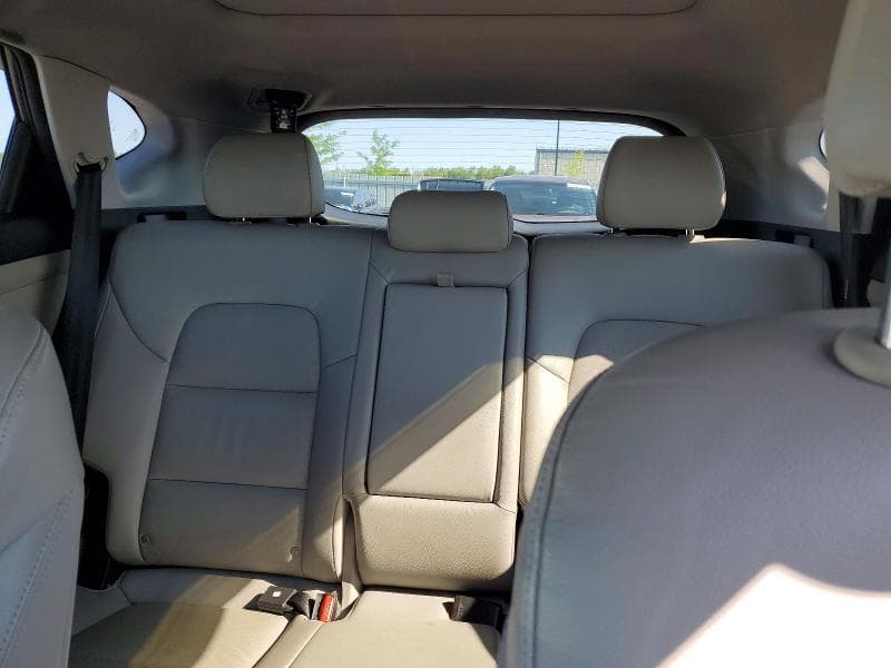 2017 HYUNDAI TUCSON SE 10