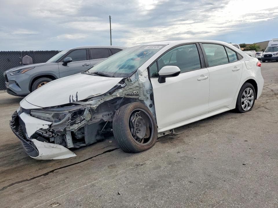 2021 TOYOTA COROLLA LE - 1