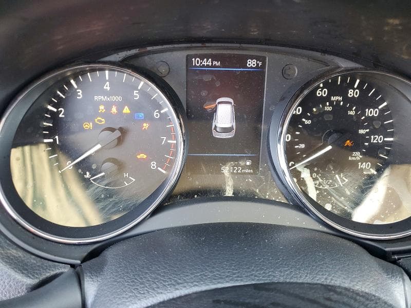 2018 NISSAN ROGUE S 9