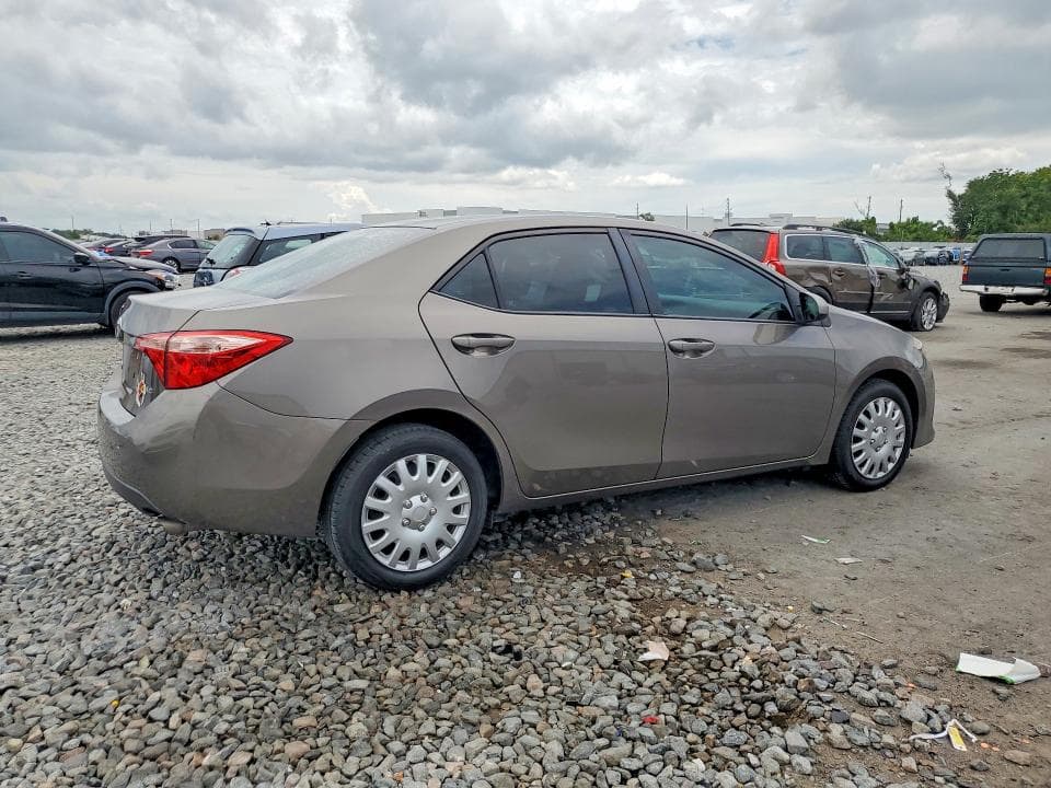 2019 TOYOTA COROLLA LE 3