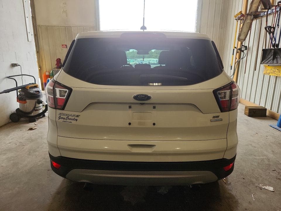2017 FORD ESCAPE SE 6