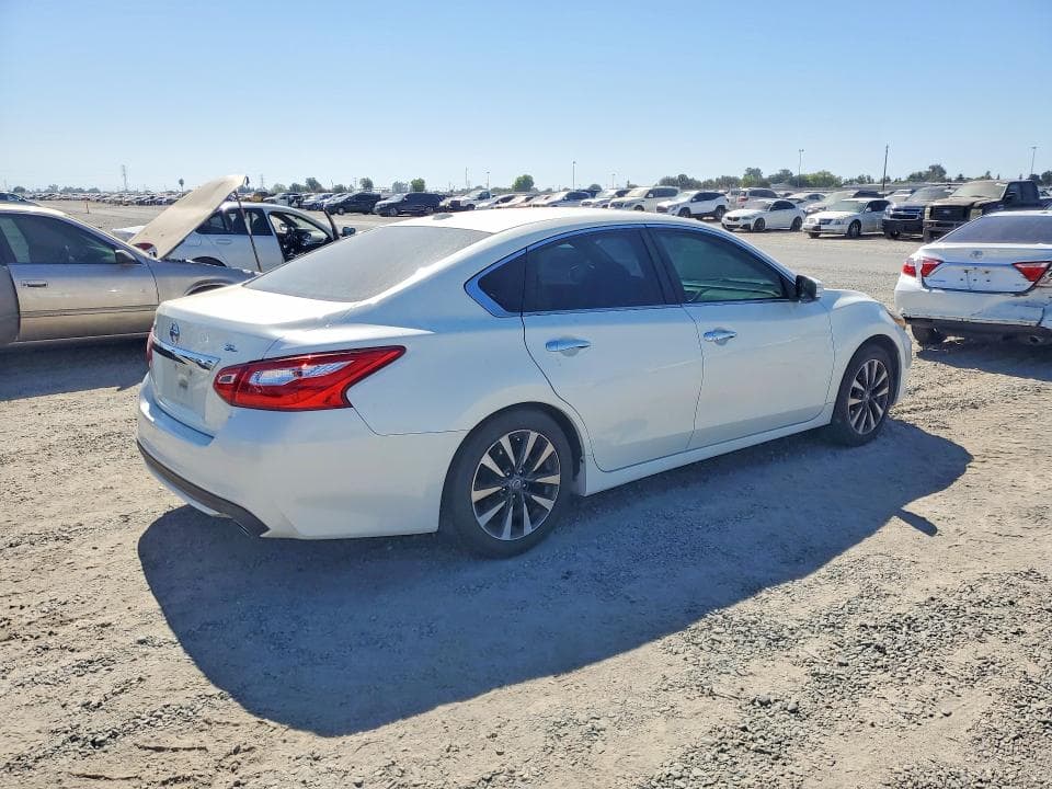 2017 NISSAN ALTIMA 2.5 SL 3