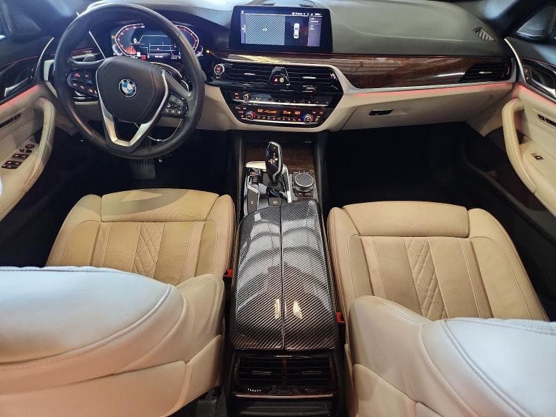 2020 BMW 530 I 8