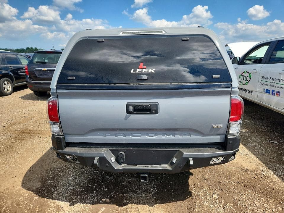 2021 TOYOTA TACOMA TRD SPORT 6