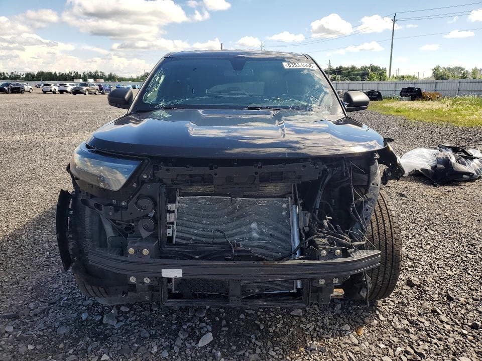 2022 FORD EXPLORER 5
