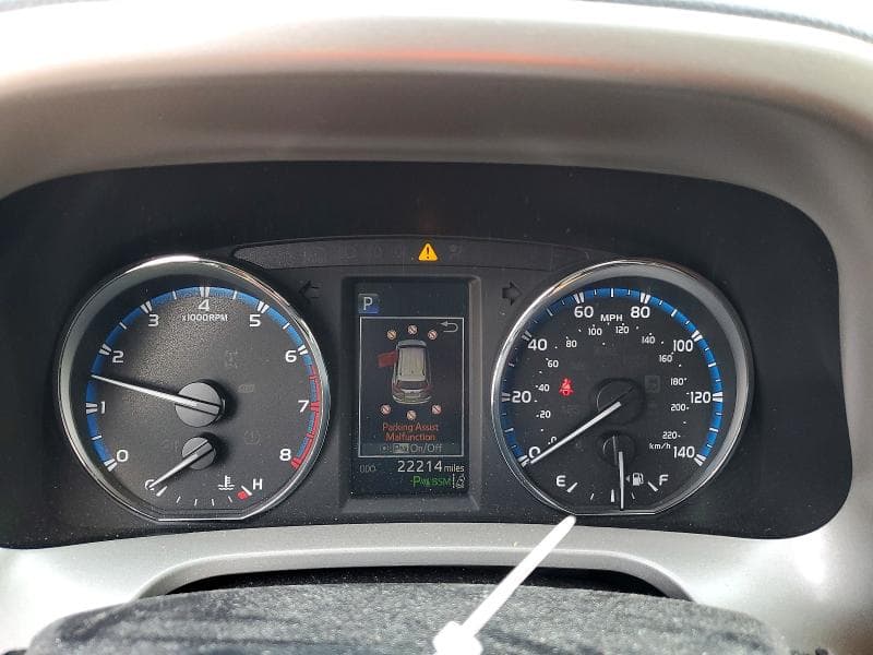 2018 TOYOTA RAV4 LIMITED 9