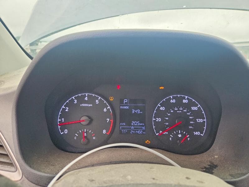 2018 HYUNDAI ACCENT SE 9