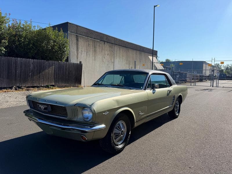 1966 FORD MUSTANG 2