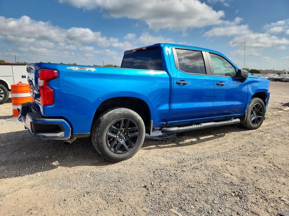 2023 CHEVROLET SILVERADO K1500 CUSTOM 3