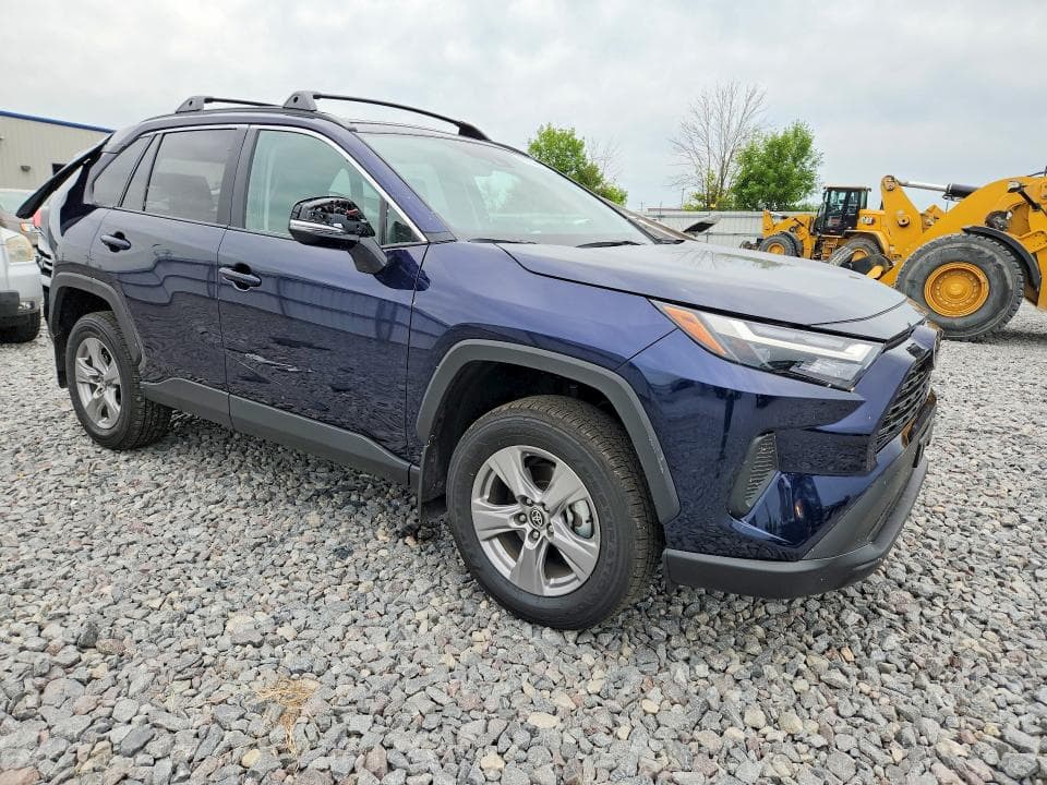 2025 TOYOTA RAV4 XLE 4