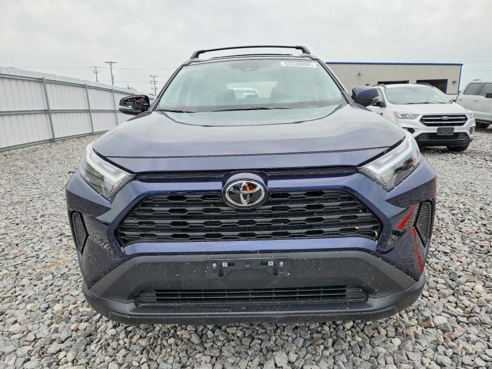 2025 TOYOTA RAV4 XLE 5