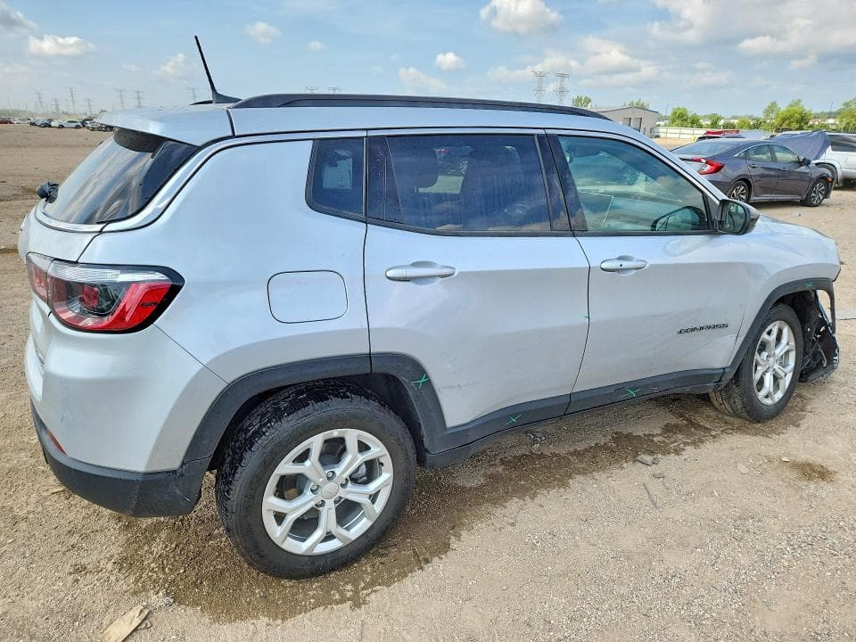 2024 JEEP COMPASS LATITUDE 3