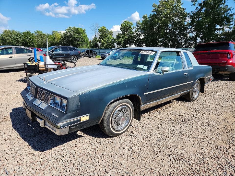 1982 OLDSMOBILE CUTLASS SUPREME - 1