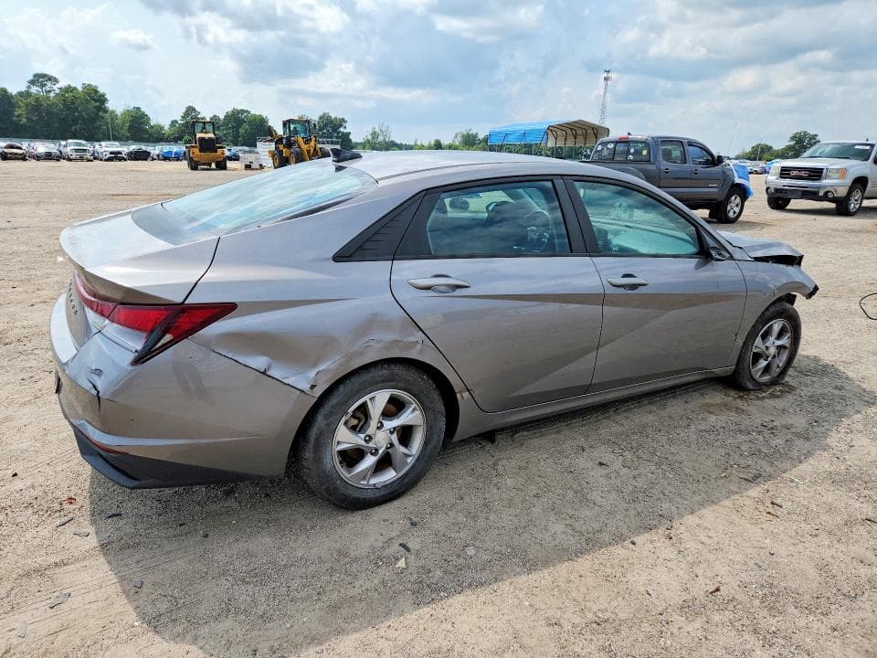 2021 HYUNDAI ELANTRA SE 3