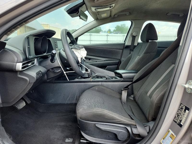 2021 HYUNDAI ELANTRA SE 7