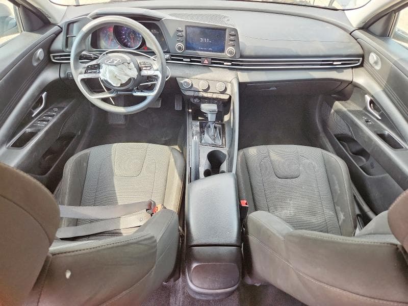 2021 HYUNDAI ELANTRA SE 8