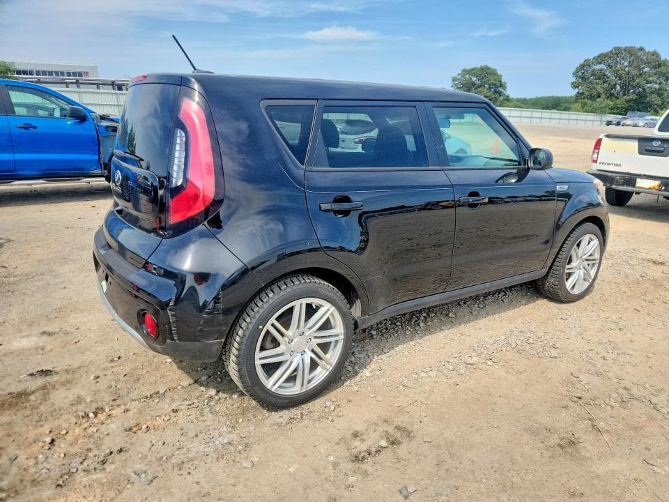 2017 KIA SOUL + 3
