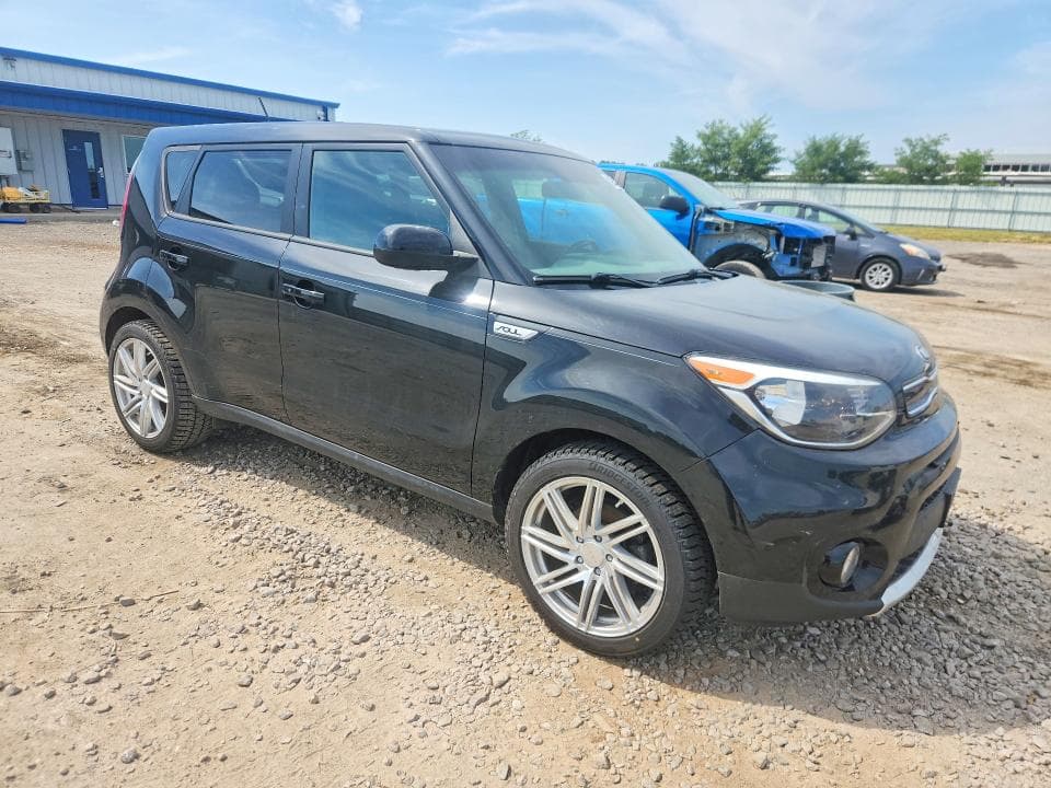 2017 KIA SOUL + 4