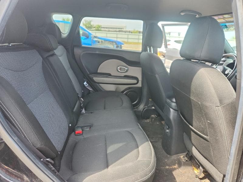 2017 KIA SOUL + 10