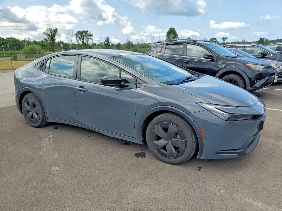2023 TOYOTA PRIUS LE 4