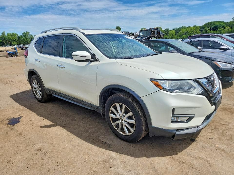 2018 NISSAN ROGUE S 4