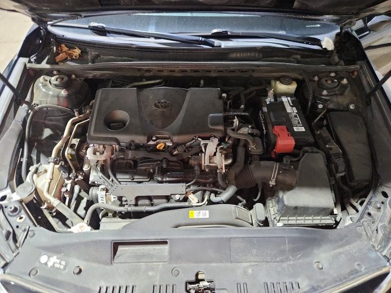 2018 TOYOTA CAMRY L 11