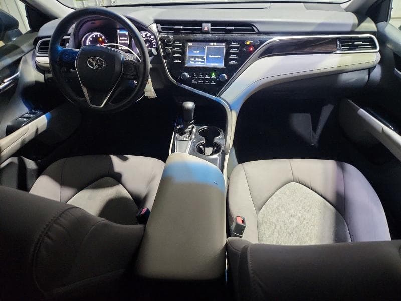 2018 TOYOTA CAMRY L 8