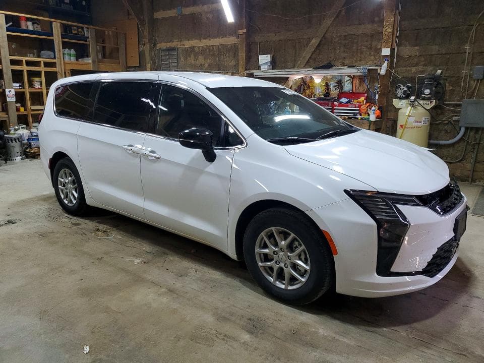 2027 CHRYSLER PACIFICA SELECT 4