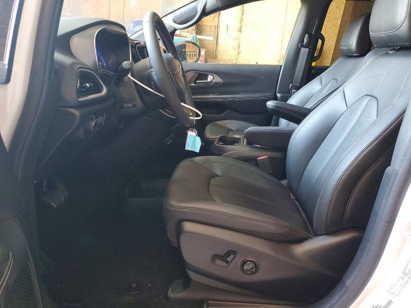 2027 CHRYSLER PACIFICA SELECT 7