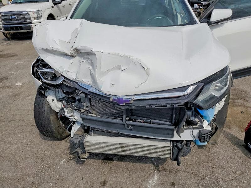 2019 CHEVROLET EQUINOX LT 12