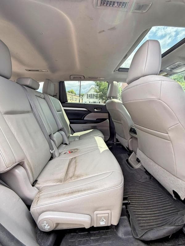 2017 TOYOTA HIGHLANDER XLE 10