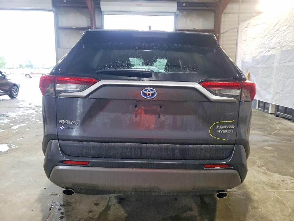 2019 TOYOTA RAV4 LIMITED 6