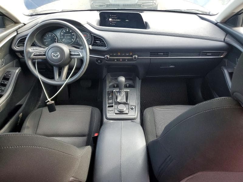 2022 MAZDA CX-30 8