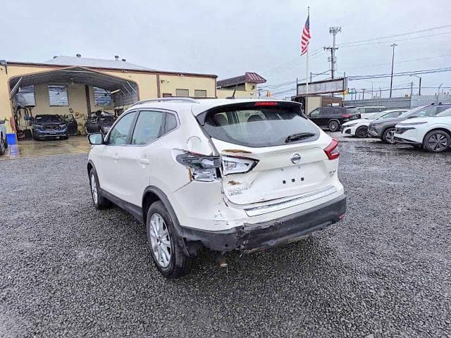 2022 NISSAN ROGUE SPORT SV 2