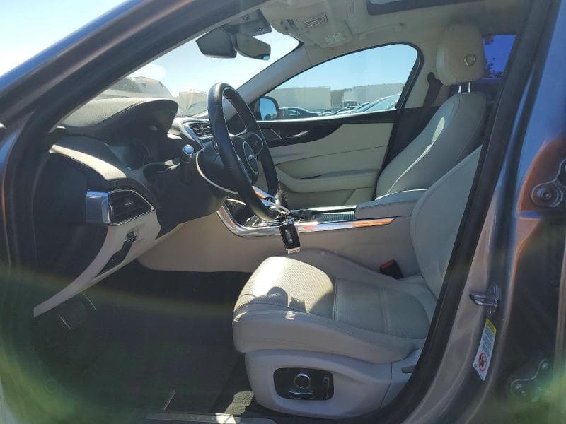 2020 JAGUAR XE S 7
