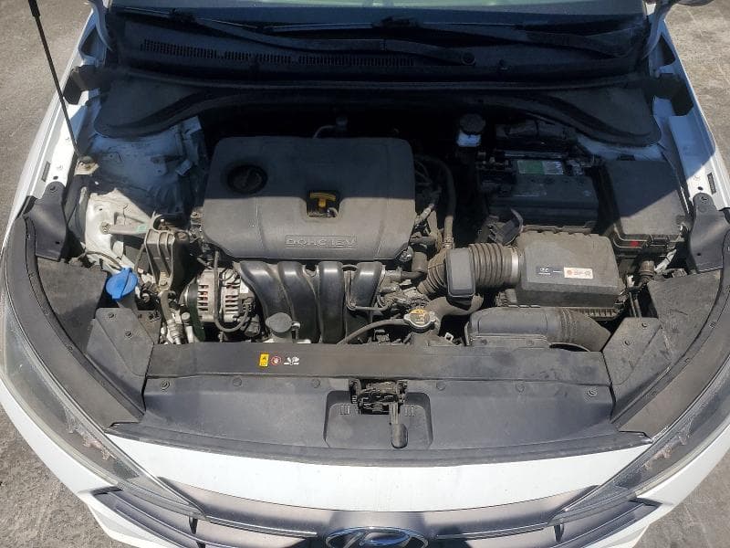 2019 HYUNDAI ELANTRA SE 11