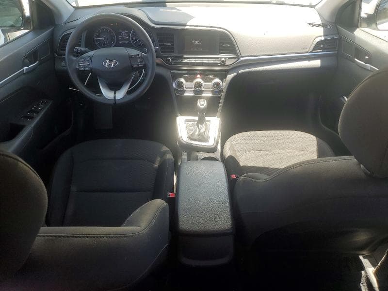 2019 HYUNDAI ELANTRA SE 8