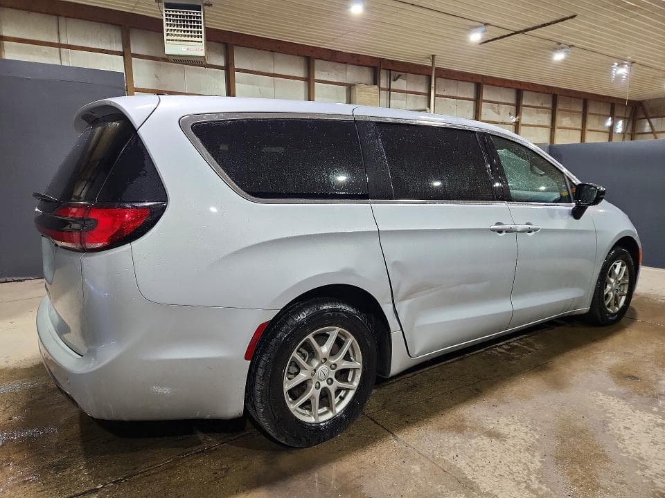 2026 CHRYSLER PACIFICA SELECT 3