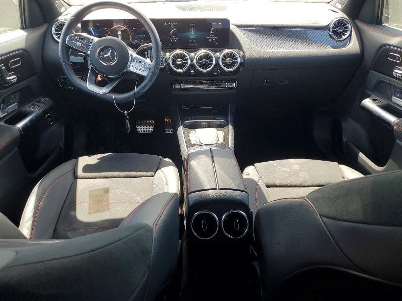 2023 MERCEDES-BENZ GLA 35 AMG 8