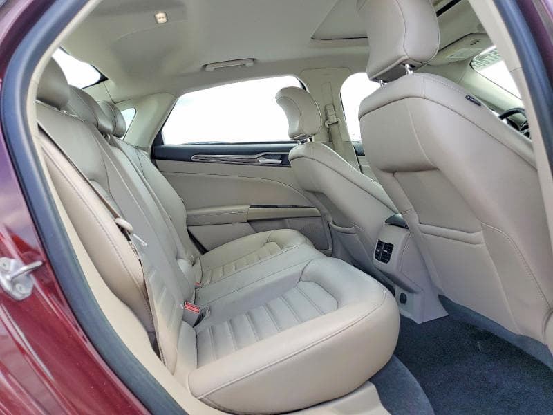 2018 FORD FUSION SE 10