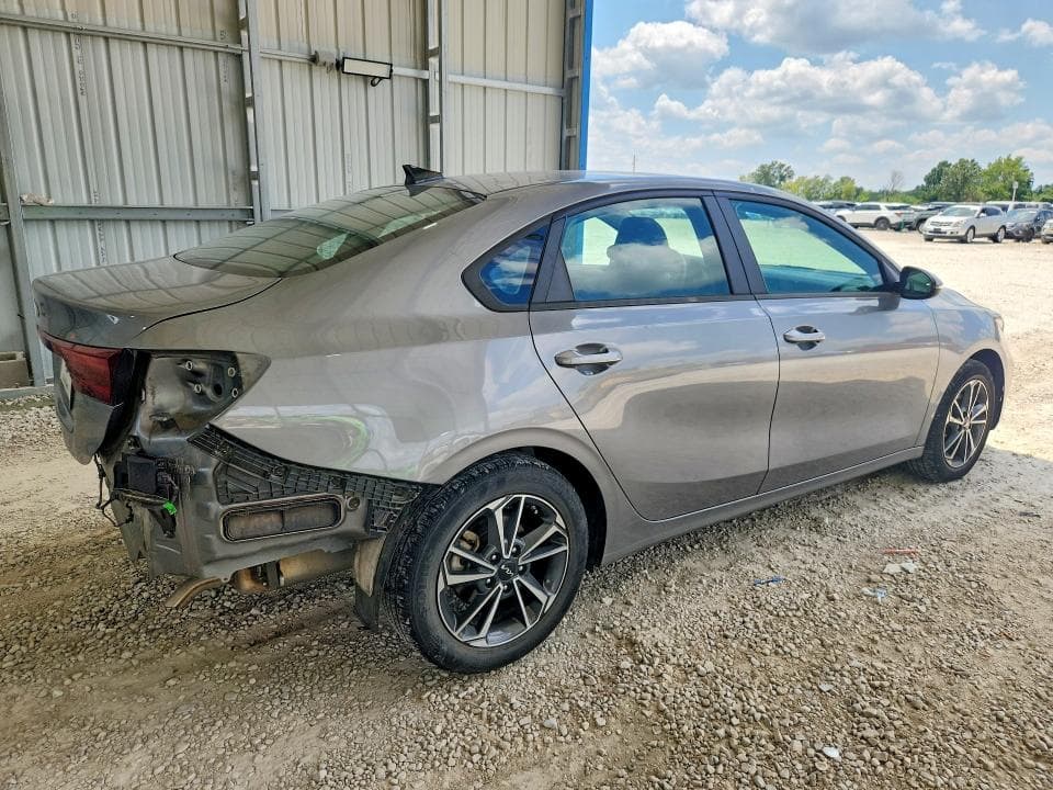 2022 KIA FORTE LXS 3