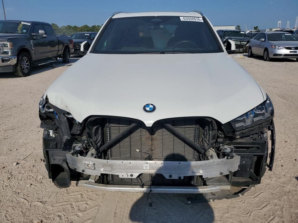 2024 BMW X5 XDRIVE50E 5