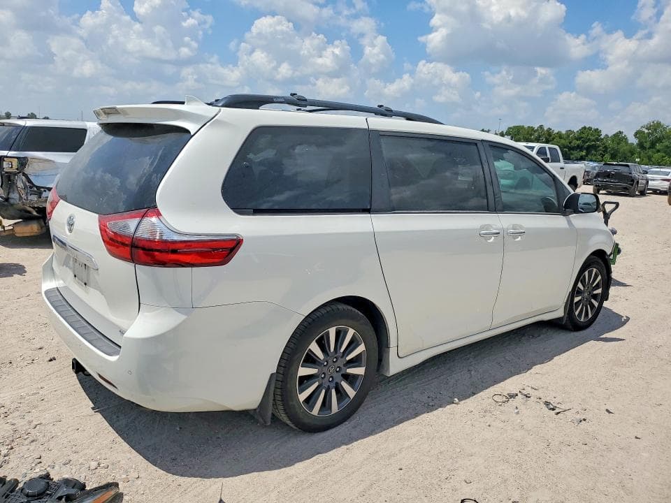 2020 TOYOTA SIENNA LIMITED PREMIUM 7-PASSENGER 3