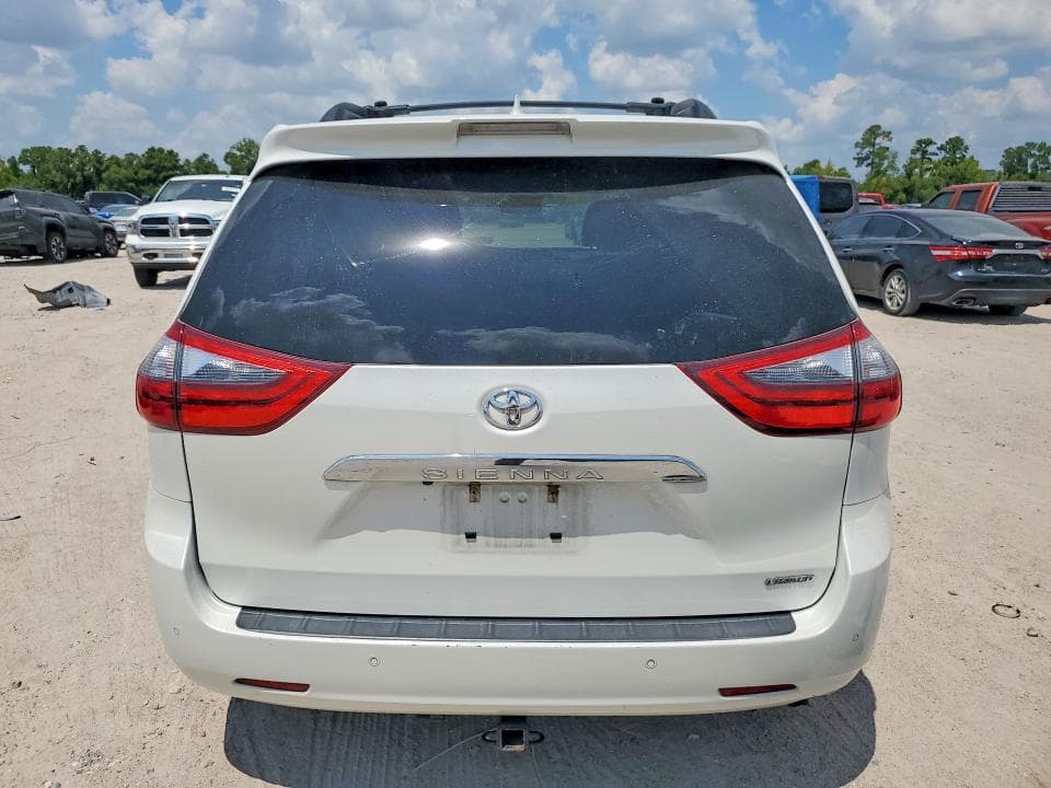 2020 TOYOTA SIENNA LIMITED PREMIUM 7-PASSENGER 6