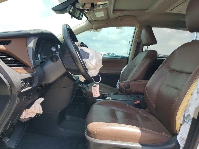 2020 TOYOTA SIENNA LIMITED PREMIUM 7-PASSENGER 7