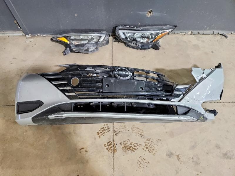 2025 NISSAN VERSA SV 12