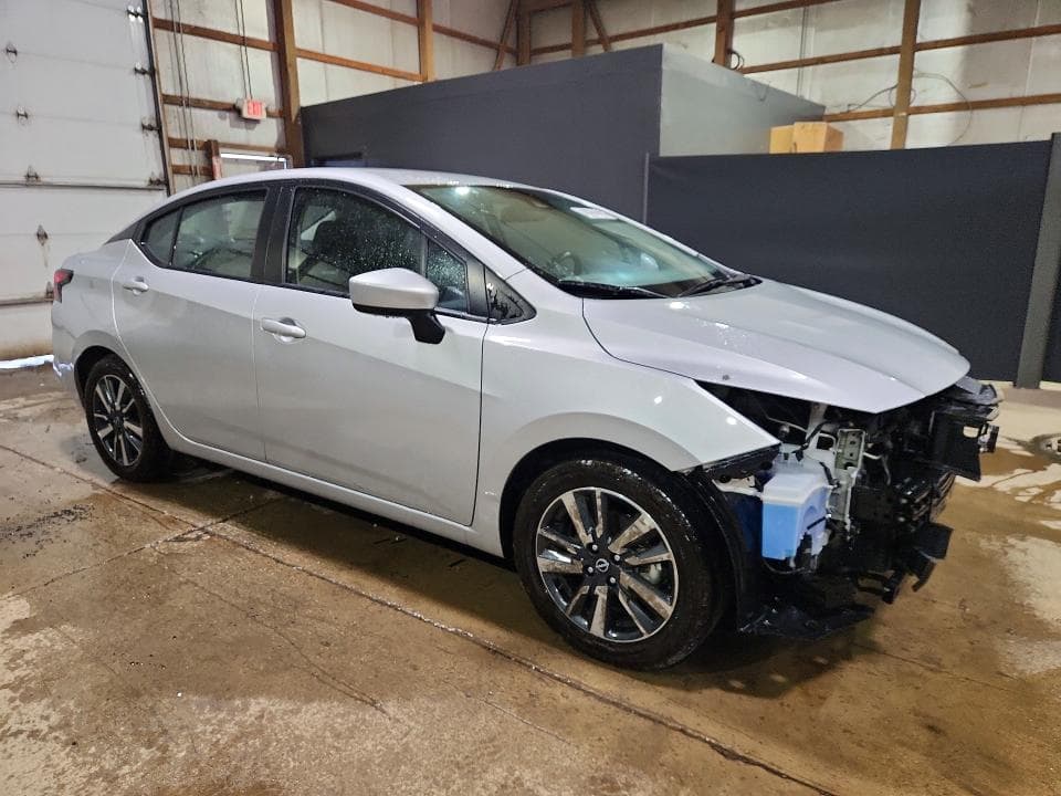 2025 NISSAN VERSA SV 4