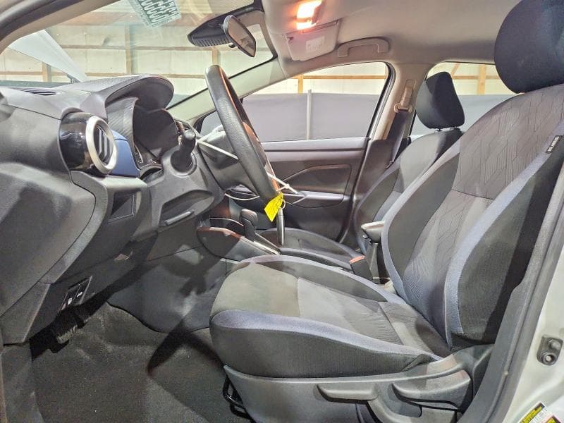 2025 NISSAN VERSA SV 7