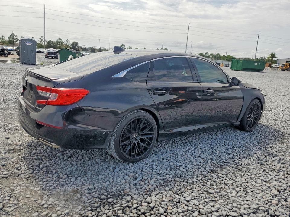 2018 HONDA ACCORD SPORT 3